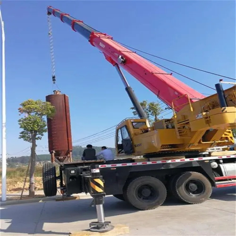 沧县专业吊车租赁多少钱