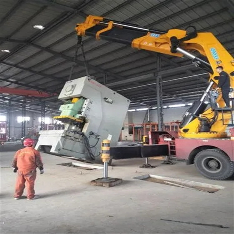 沧县80吨折臂吊车出租附近电话