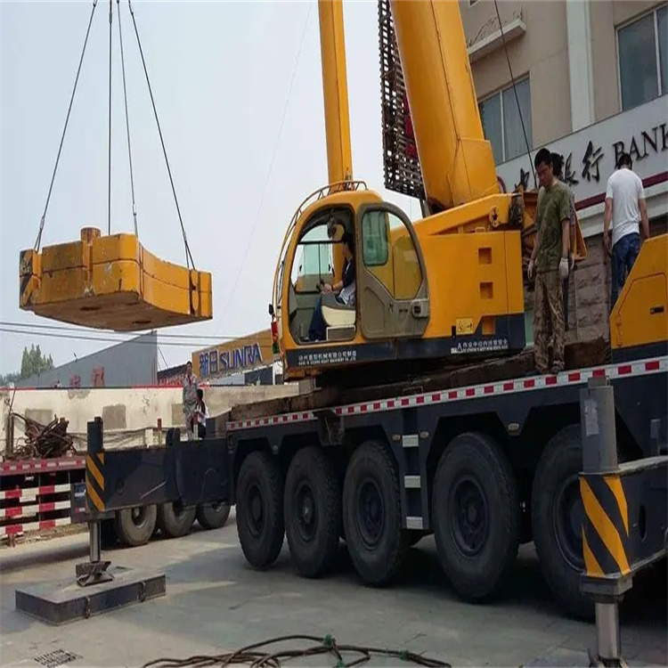 沧县当地吊车出租|机器吊装|75吨|工厂搬迁服务